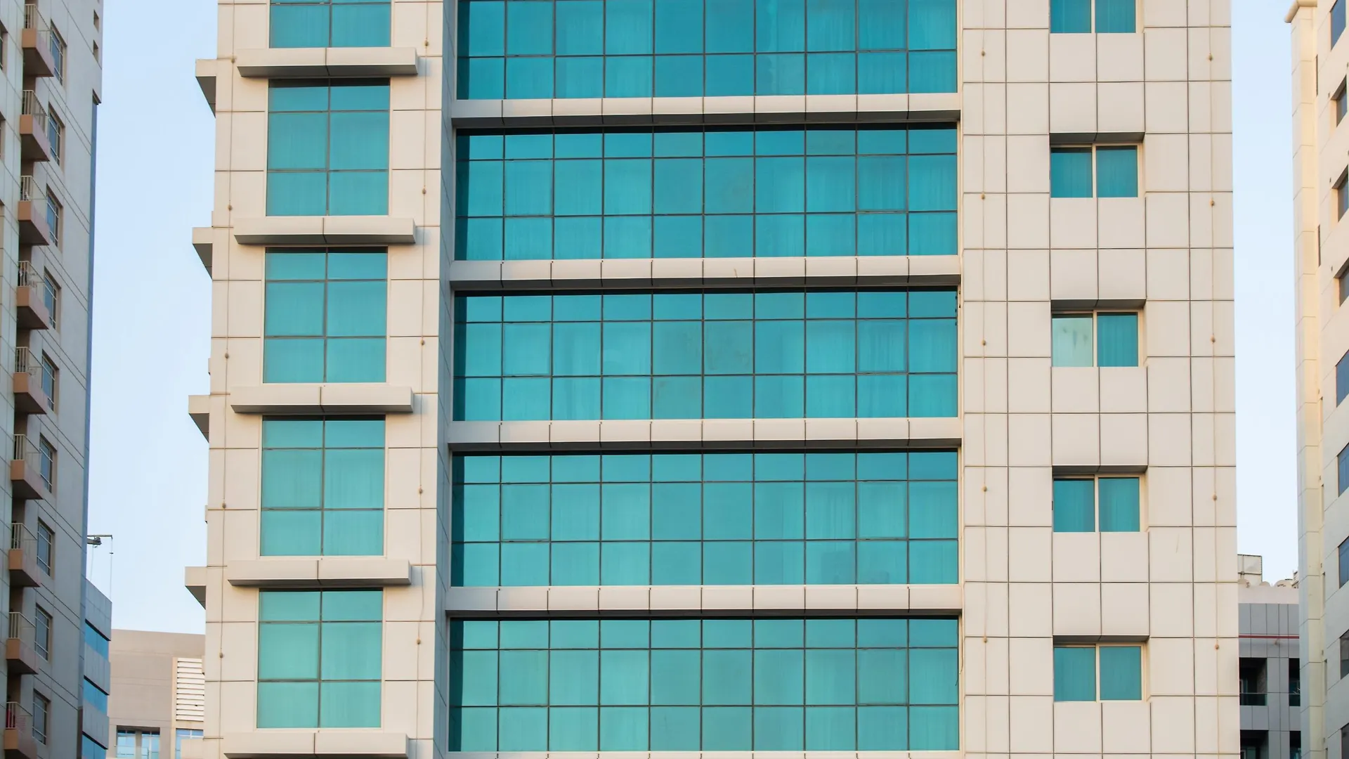 Grandeur Hotel Al Barsha Dubaj 4*,  Zjednoczone Emiraty Arabskie