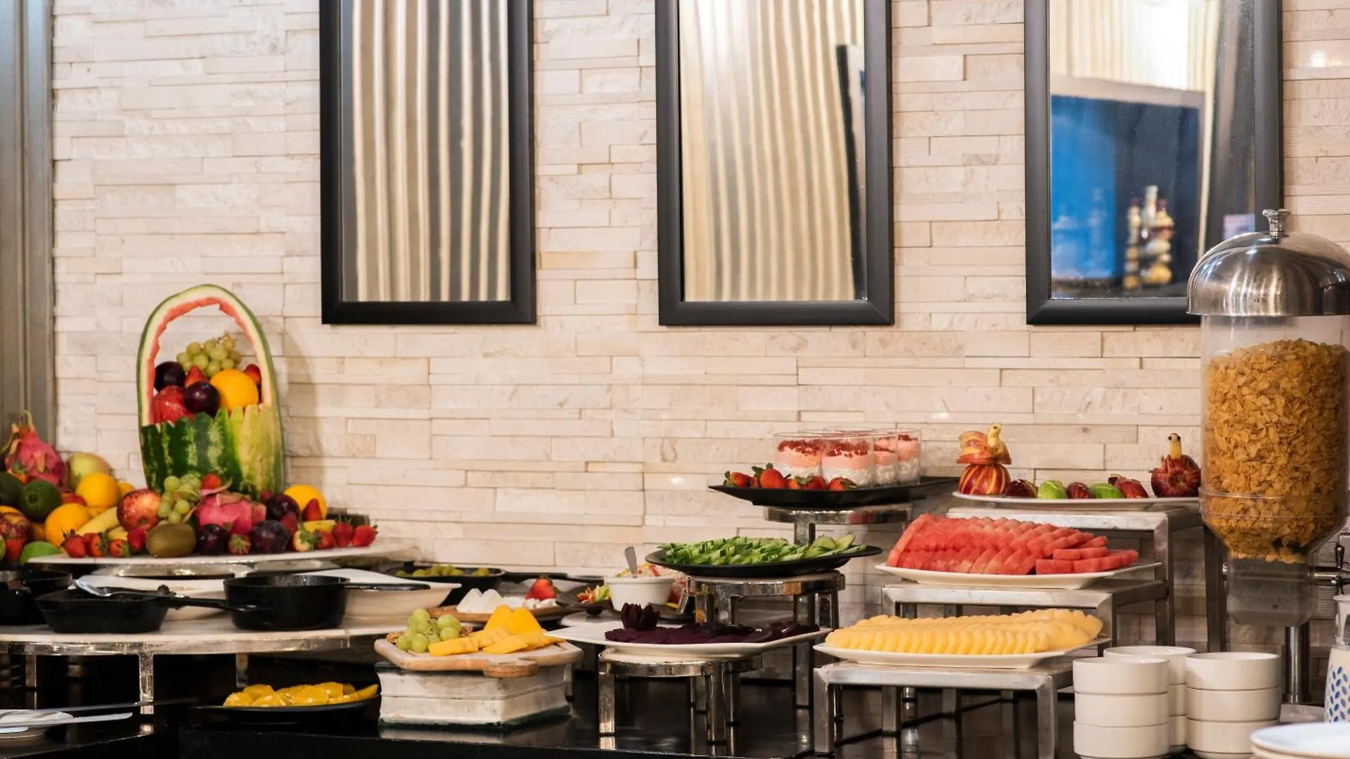 ****  Grandeur Hotel Al Barsha Dubai United Arab Emirates